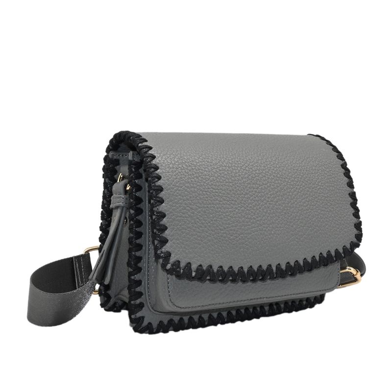 CAMILLE clutch med sömmar - grå