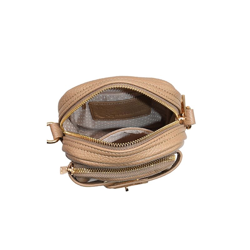 Heidi citybag mörk beige - liten väska i imitationsskinn med guldfärgade detaljer