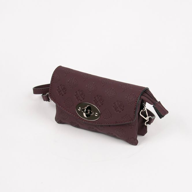 Huvudbild DANIELLE clutch med präglat mönster vinröd ...