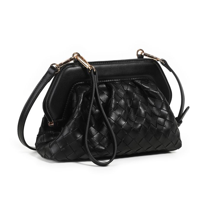 Huvudbild Indi flätad clutch - svart - elegant och tidlös ...