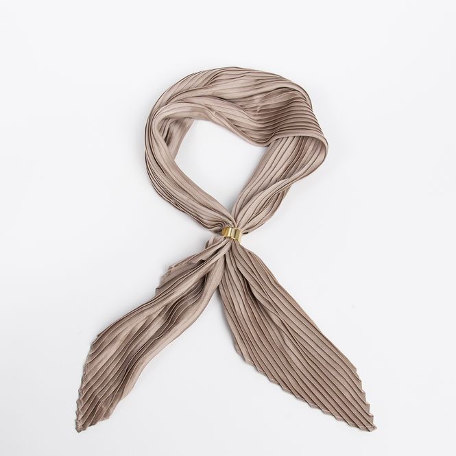 Hovedbilde Lite plissé skjerf beige med skjerfring 65 x 65 ...