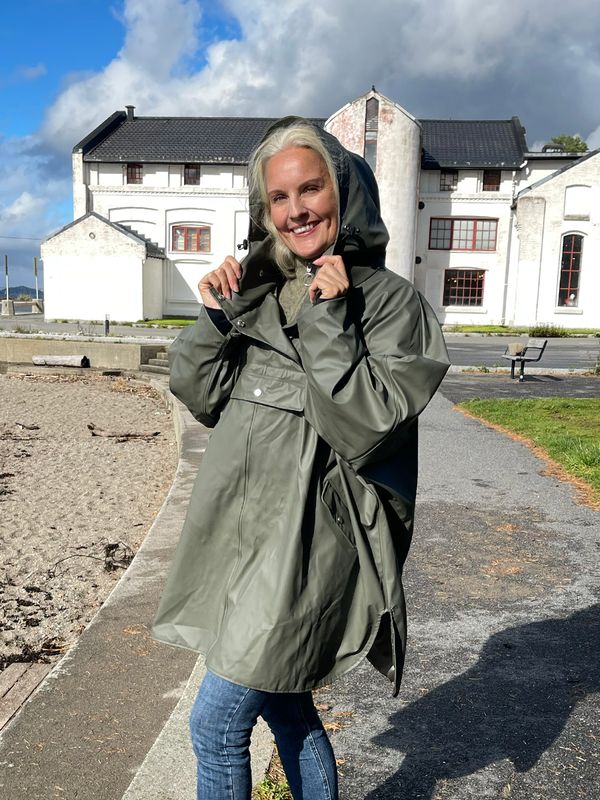 Regnponcho - olivengrønn