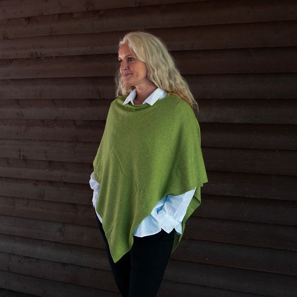 Huvudbild Poncho i kashmir/ull - lime