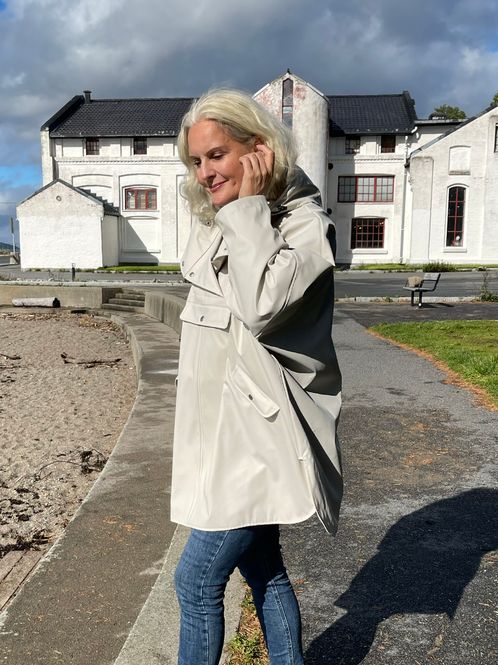 Huvudbild Regnponcho - offwhite