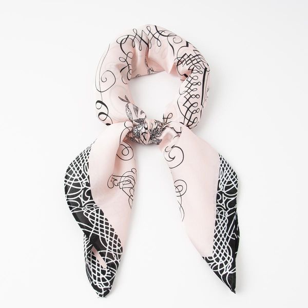 Huvudbild Liten rosa scarf med svarta detaljer - 70x70 cm